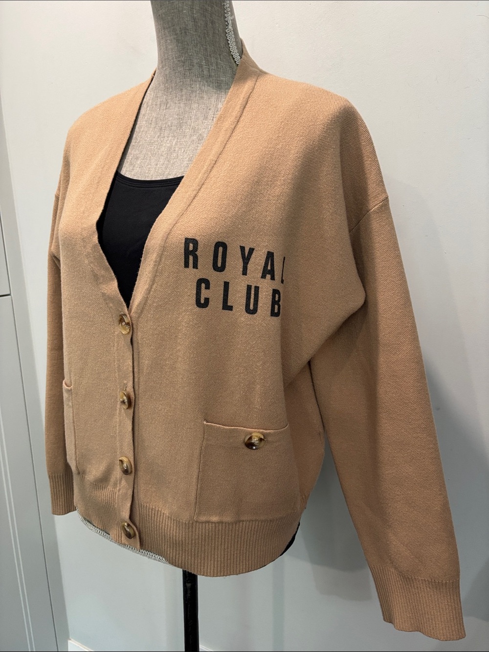 Ellandemm Royal Club Oversized Cardigan Preppy Old Money Tan Large - Picture 2 of 13